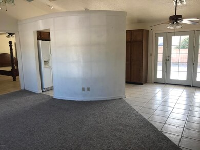 Open and Bright Floor Plan
