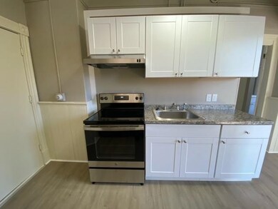 1 Pleasant St unit 201, Claremont, NH 03743 - photo 3