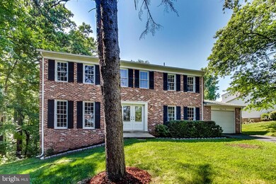 1902 Creek Crossing Rd, Vienna, VA 22182 - photo 3