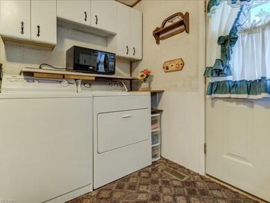 2621 E 40th St, Lorain, OH 44055 - photo 6