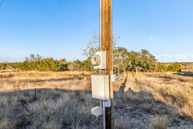 1106 Perry Ranch Rd, Fredericksburg, TX 78624 - photo 4