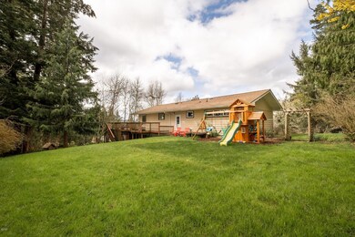 1643 SE Alder Way, Toledo