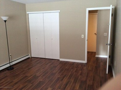 30 Daffodil Ln unit 65, Staten Island, NY 10314 - photo 7