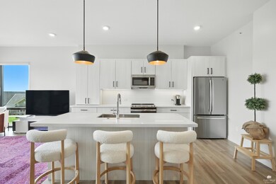 3010 Fieldhouse Cir unit 202, Manhattan, KS 66503 - photo 5