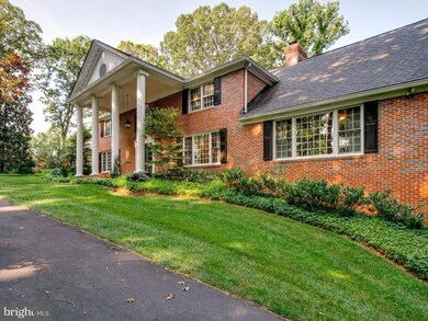 6704 Cedar View Ct, Clifton, VA 20124 - photo 2