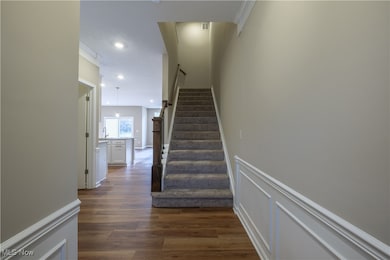 950 Memory Ln, Aurora, OH 44202 - photo 2