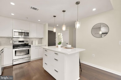 1010 Massachusetts Ave NW unit 211, Washington, DC 20001 - photo 7