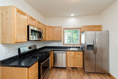 812 9th Ave SW, Cedar Rapids, IA 52404 - photo 5