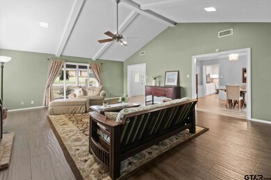 1021 Queenspark Dr, Tyler, TX 75703 - photo 7