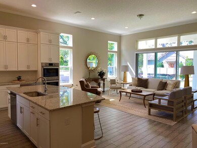 Family Room (2)