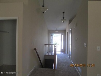 10211 Hornbeam Blvd, Louisville, KY 40228 - photo 7