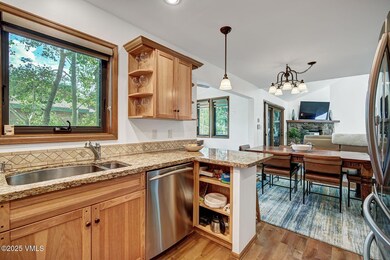 9-web-or-mls-180_NottinghamRdC_006