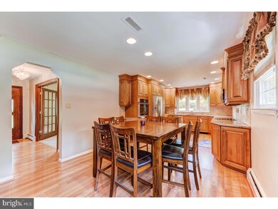 22 W Hillcrest Ave, Chalfont, PA 18914 - photo 6