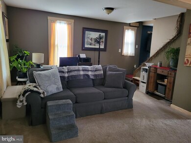 1021 Butter Ln, Reading, PA 19606 - photo 7