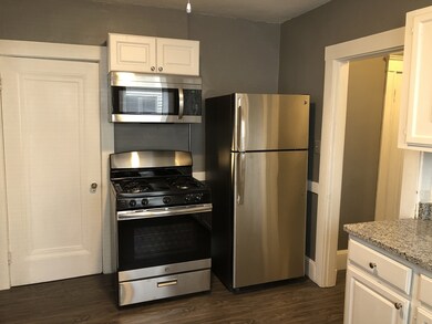 6 Lesher St unit 1R, Roslindale, MA 02131 - photo 3