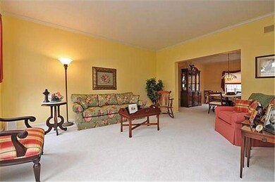 410 Forest Ln, North Wales, PA 19454 - photo 4