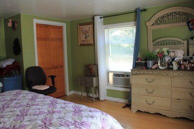 9 Lagrange St, Worcester, MA 01610 - photo 7