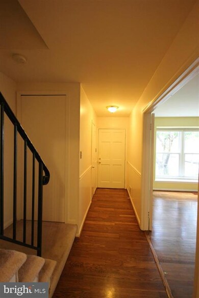 2959 Cashel Ln, Vienna, VA 22181 - photo 2
