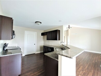 811 S Longbranch Dr, Maize, KS 67101 - photo 3