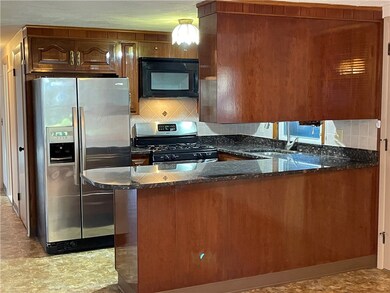 20 Cove Ct, North Providence, RI 02911 - photo 5