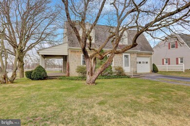 3622 Raymond St, Reading, PA 19605 - photo 3