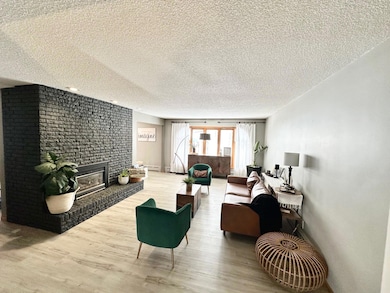 503 6th St NE, Roseau, MN 56751 - photo 3