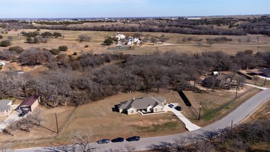 220 Amanda Dr, Weatherford, TX 76088 - photo 4