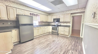 1603 Roosevelt St, Pascagoula, MS 39567 - photo 7