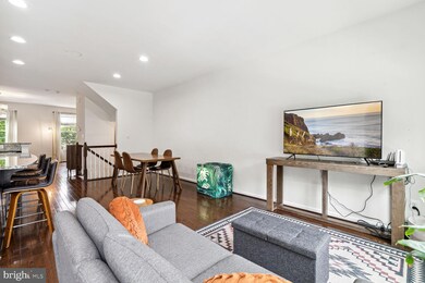 4372 Daisy Reid Ave, Woodbridge, VA 22192 - photo 4