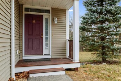 82 Pear Tree Ln, Newmarket, NH 03857 - photo 2