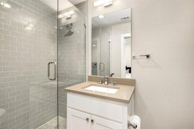 4944 Camdale Ct, Dallas, TX 75206 - photo 7