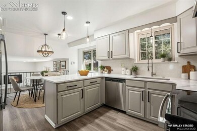 6075 Castlewood Ln, Colorado Springs, CO 80918 - photo 7