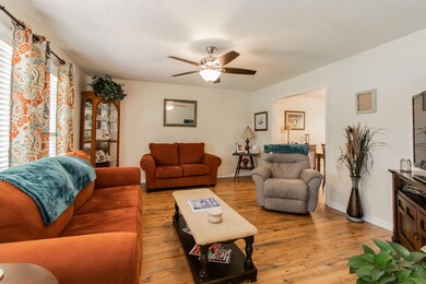 152 Simlin St-5