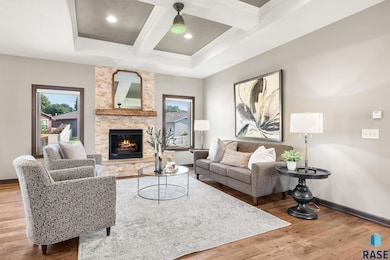 5012 E Cattail Dr, Sioux Falls, SD 57110 - photo 2