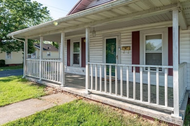 200 Lark St, Bristol, TN 37620 - photo 5