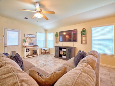 5306 Carmichael Cir, Alvin, TX 77511 - photo 6