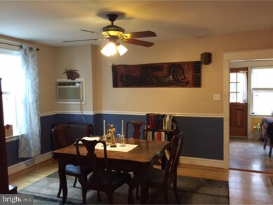 328 Lakeview Ave, Drexel Hill, PA 19026 - photo 5