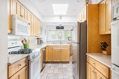 141 S Linden Ave, Elmhurst, IL 60126 - photo 7