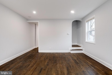 8426 Oakleigh Rd, Parkville, MD 21234 - photo 4