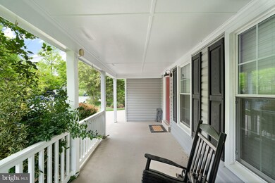 4918 Tallowwood Dr, Dumfries, VA 22025 - photo 5