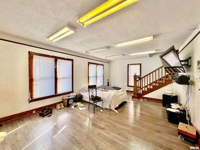 601 Broadway St, Mount Vernon, IL 62864 - photo 5