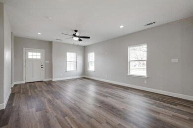 701 W Church St, Grand Prairie, TX 75050 - photo 7