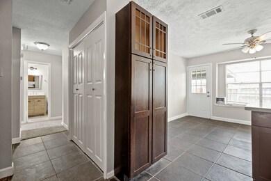 3772 Laura Leigh Dr, Friendswood, TX 77546 - photo 4