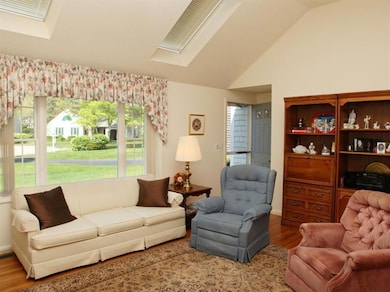 10 Skipjack Ln, Hyannis, MA 02601 - photo 3