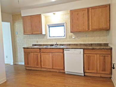 1930 Genessee Ave, Columbus, OH 43211 - photo 4