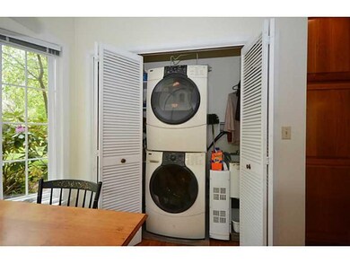 Kitchen. Laundry Conveniently Located