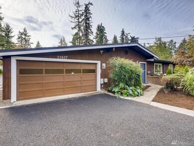 11637 NE 112th St, Kirkland, WA 98033 - photo 3