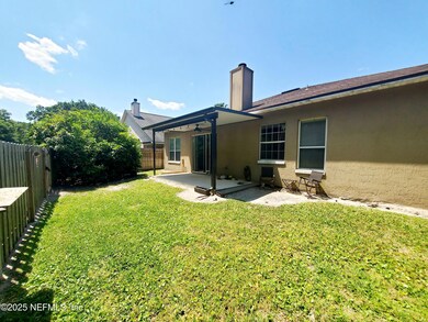 5627 Ribbon Rose Dr, Jacksonville, FL 32258 - photo 4