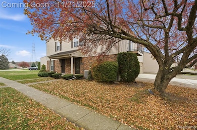 44228 Providence Dr unit 300, Clinton Township, MI 48038 - photo 4