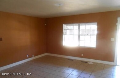 4605 Solandra Cir W, Jacksonville, FL 32210 - photo 3